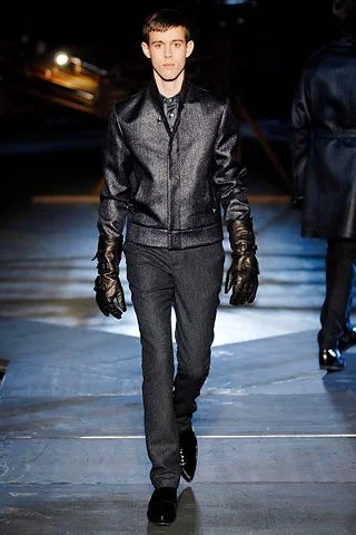 Look 32